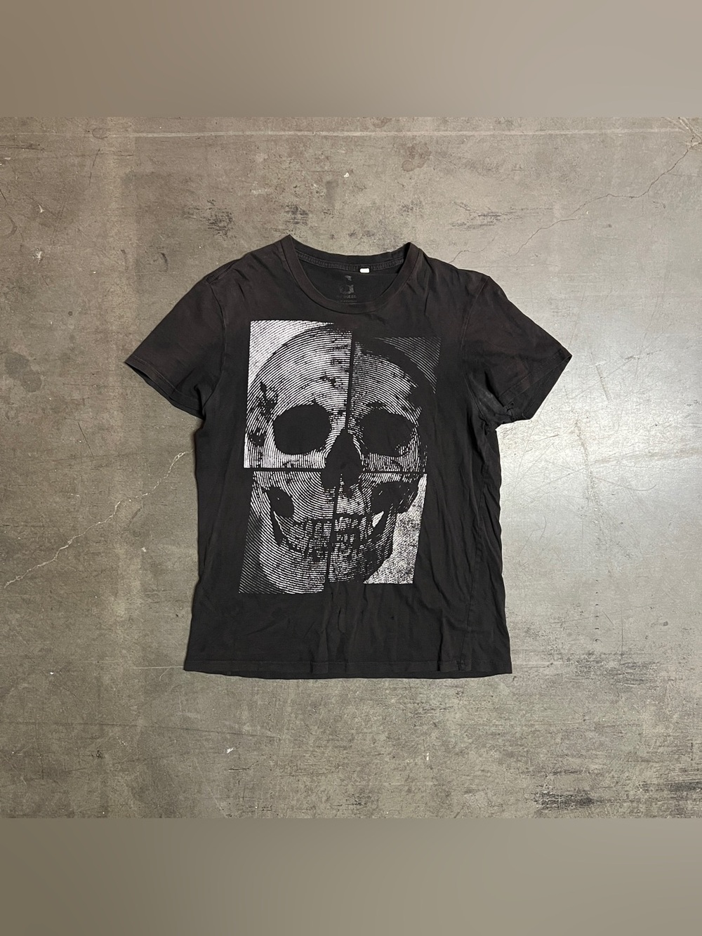 G by Guess Black Skull Graphic T-Shirt